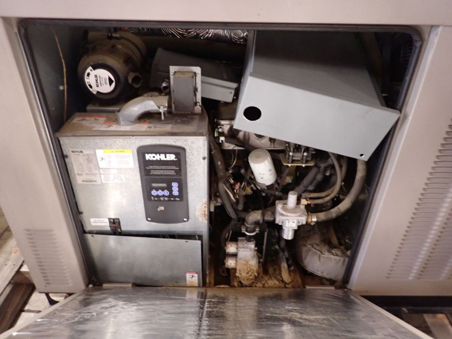 20KW 21KW Kohler 24RCL Nat Gas LP Generator 1ph 240v (SKU: 110103)