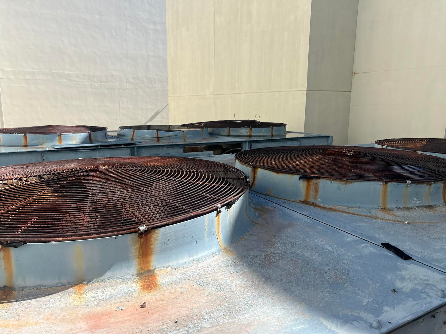 CW Dry Cooler Heat Exchanger Model VRB 460V 3ph