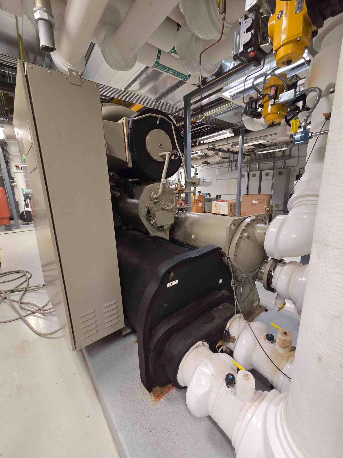 320 Ton Trane CenTraVac CVHE320 Water Chiller 460V 60Hz 3Ph