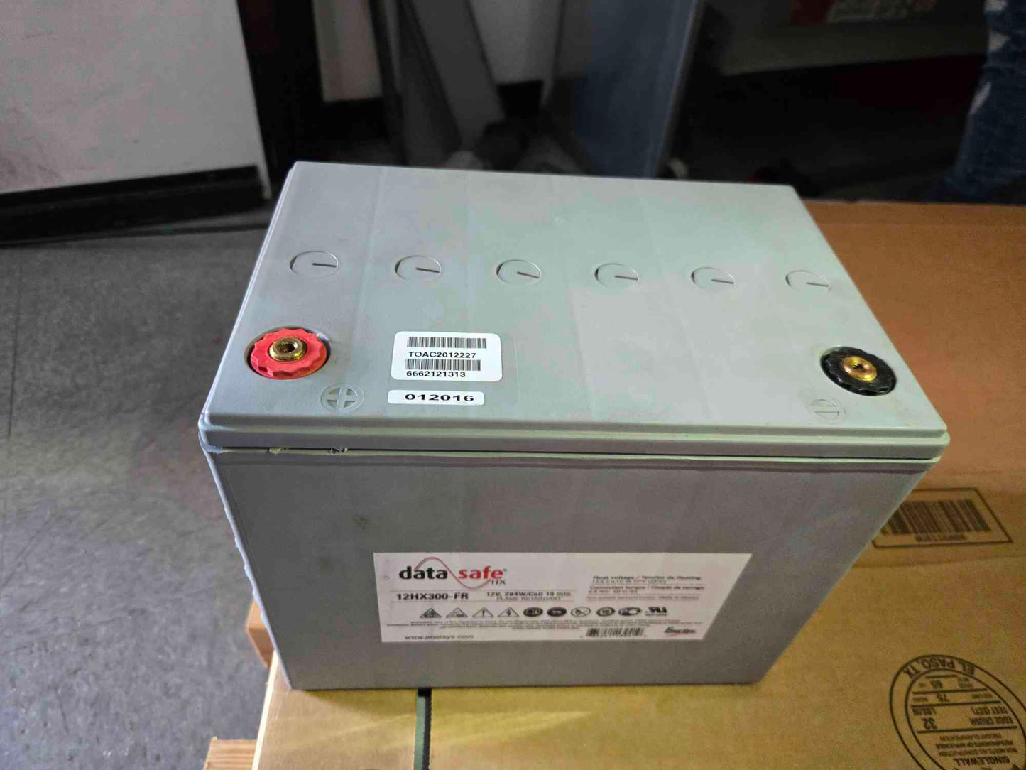 75AH DataSafe 12HX300-fr 12v 284W/Cell '16