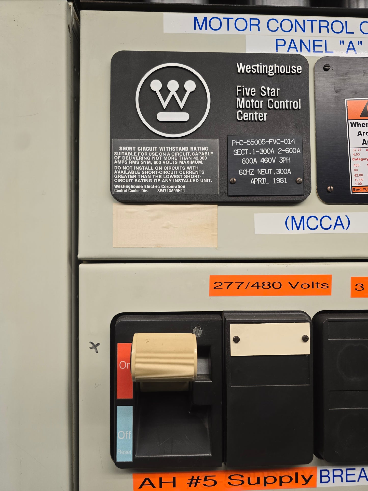 Westinghouse Five Star Motor Control Center MCC 600A 480V 3PH 3-Pole 15 Switches