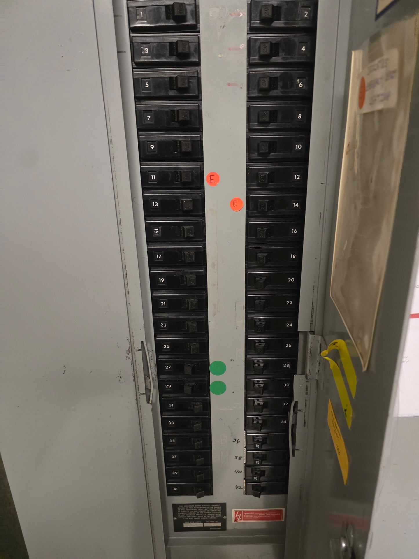 Westinghouse Type BA Panelboard 225A 120/208V 3-Phase 4-Wire 42-Circuit B10B with Type BA Breakers