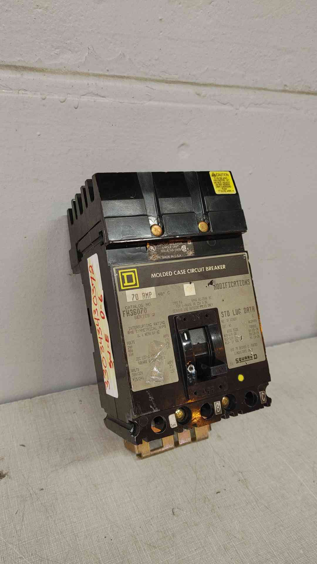 Square D 70A 3 Pole Circuit Breaker 600VAC 250VDC FH36070(104837)