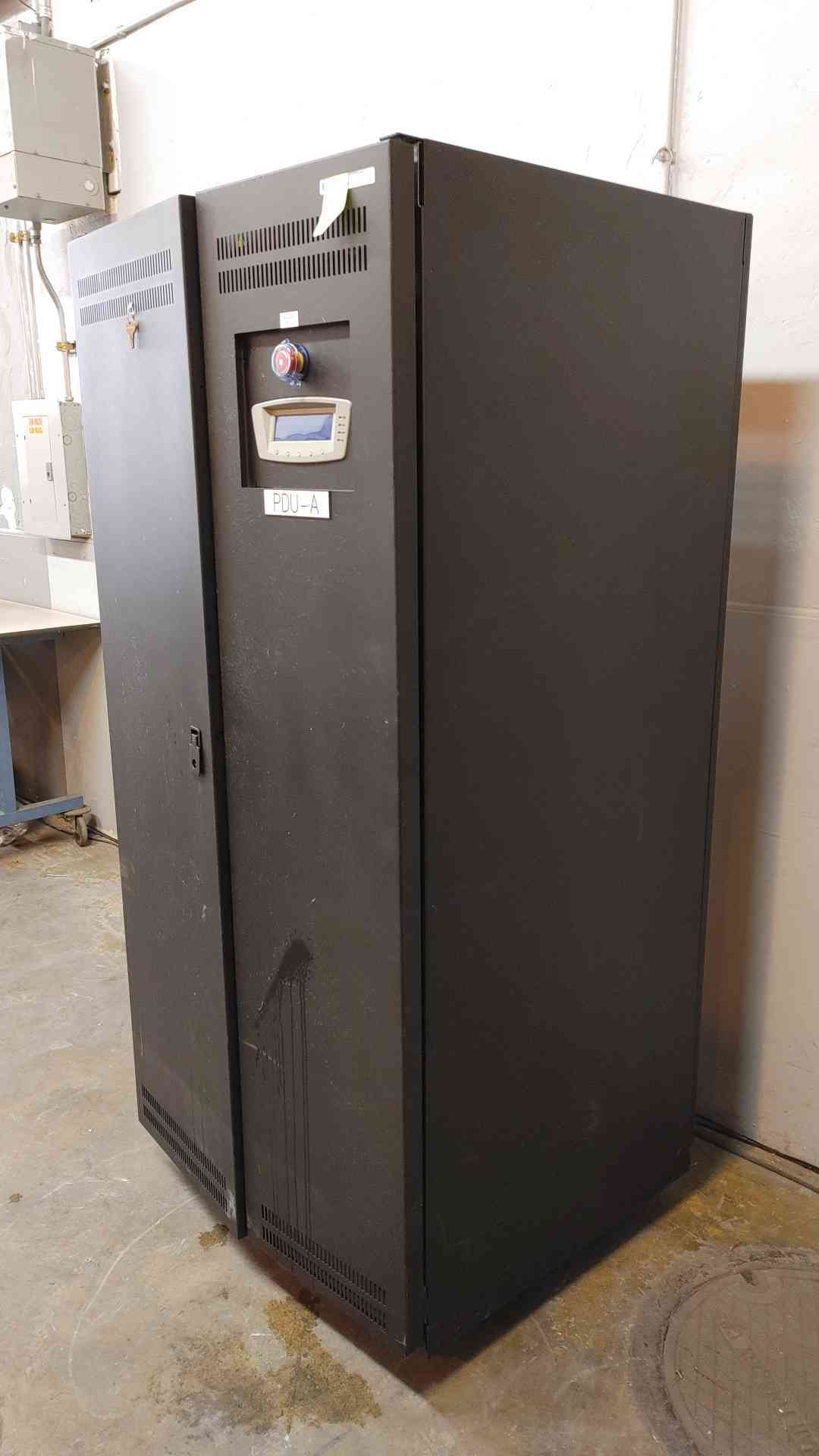 150KVA Eaton PDU 480V x 208/120V PDU257709-001 Power Distribution Unit (106314)