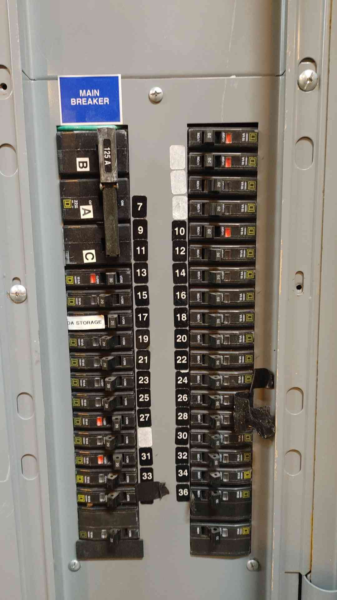 Square D NQOD Panelboard w/ Main 225A 208Y/120VAC 240/120V 3PH 4W NQOD (106368)