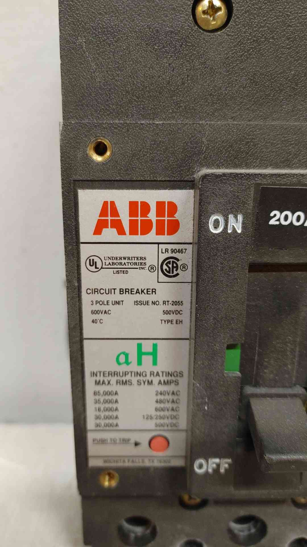 ABB 200A 3 Pole Circuit Breaker 600VAC 500VDC RT-2055