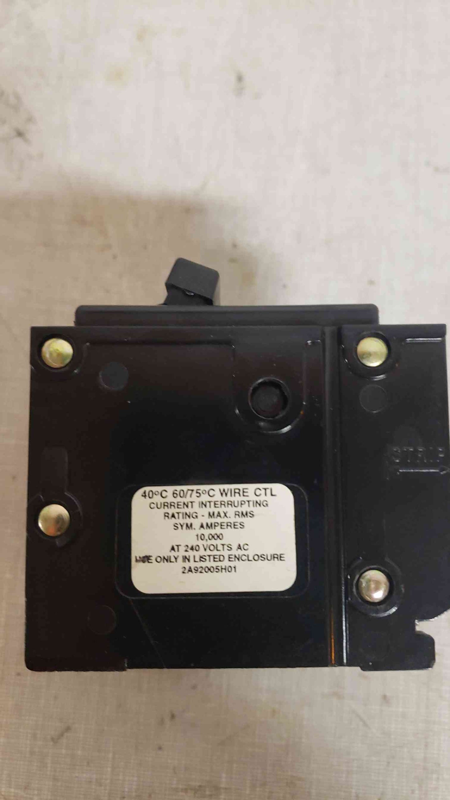 CUTLER HAMMER BR330 CIRCUIT BREAKER 30 AMP 3 POLE 240V