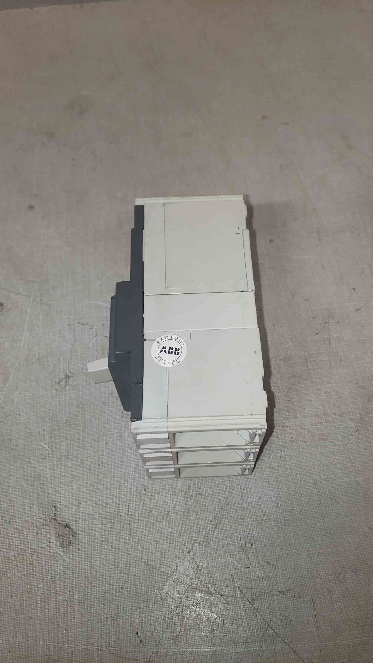 Abb 200A SACE Tmax Circuit Breaker (SKU: 107254)
