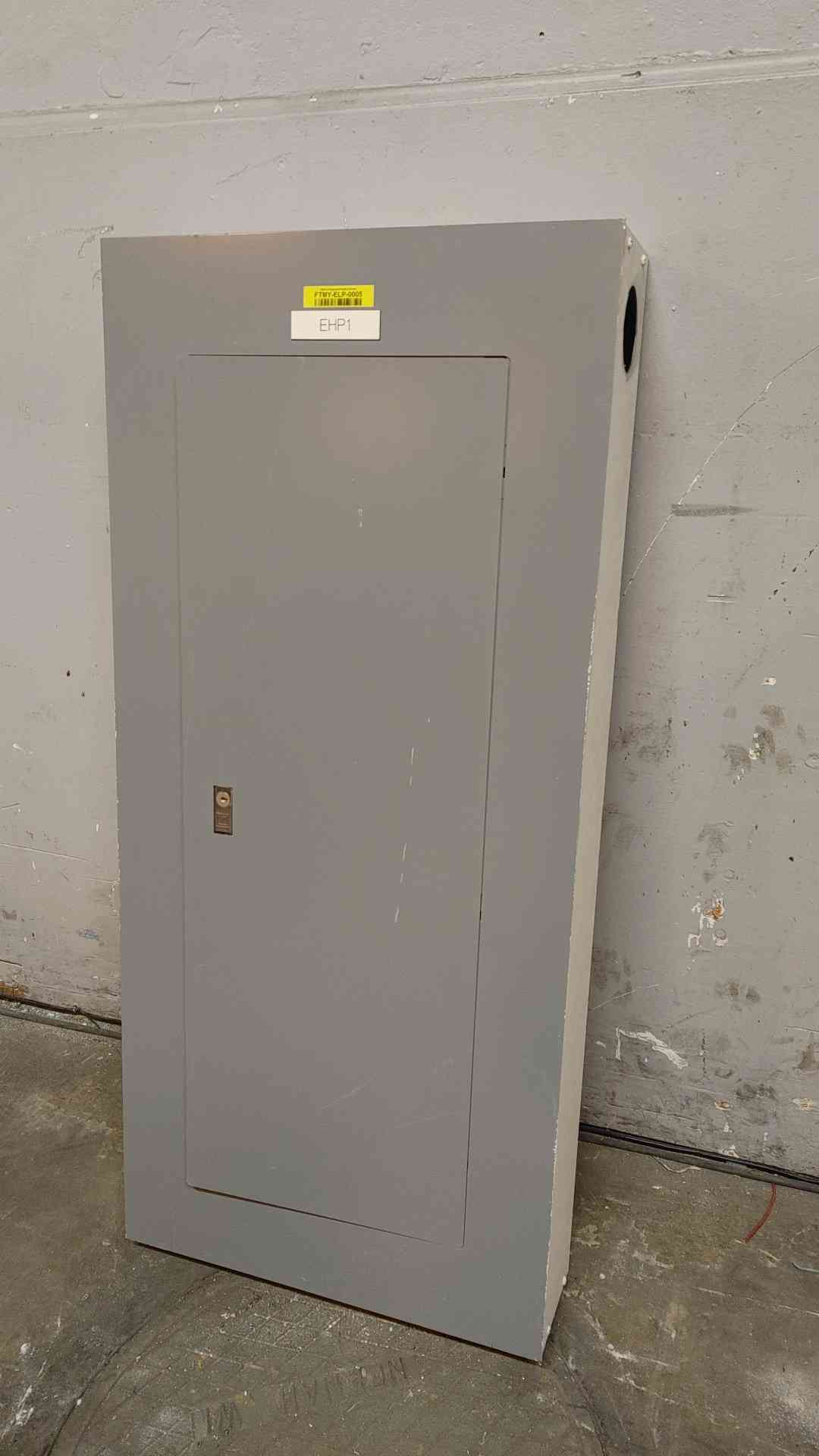 Square D NF Panelboard 250A 600Y/240VAC 3PH 4W 12109693840060001