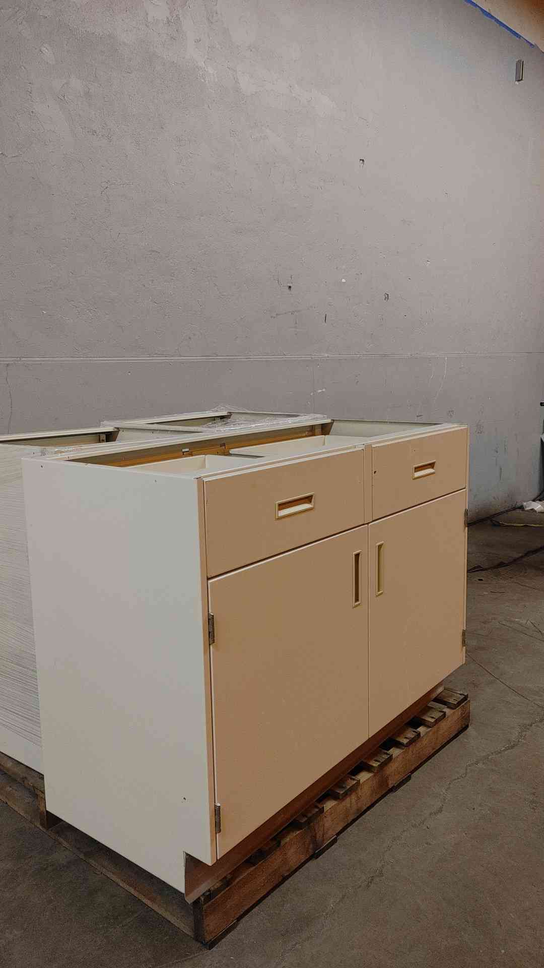 4' Hamilton Recessed Drawers Combo Casework