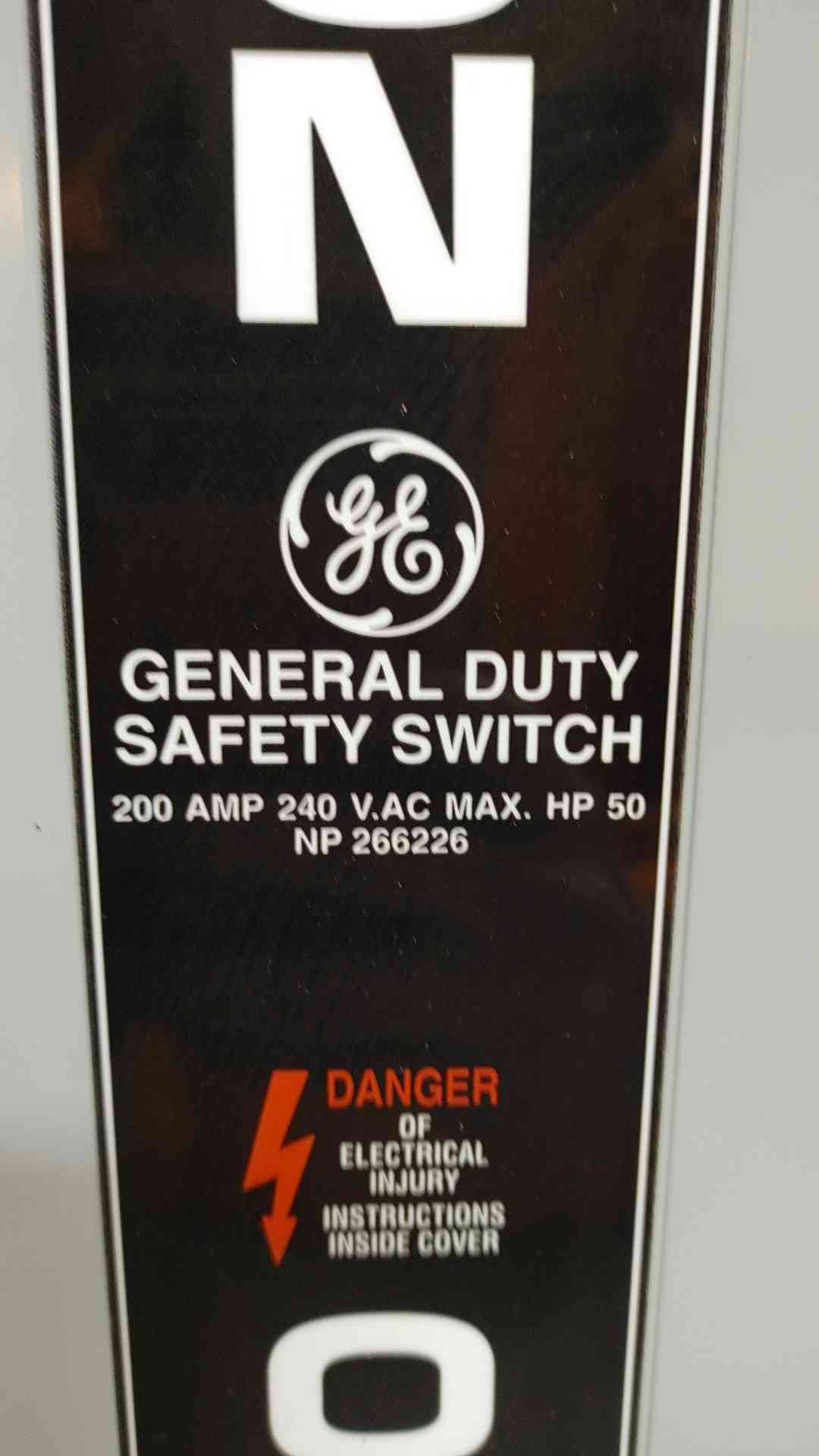 General Electric General Duty Safety Switch 200A 240VAC 3PH TG4324