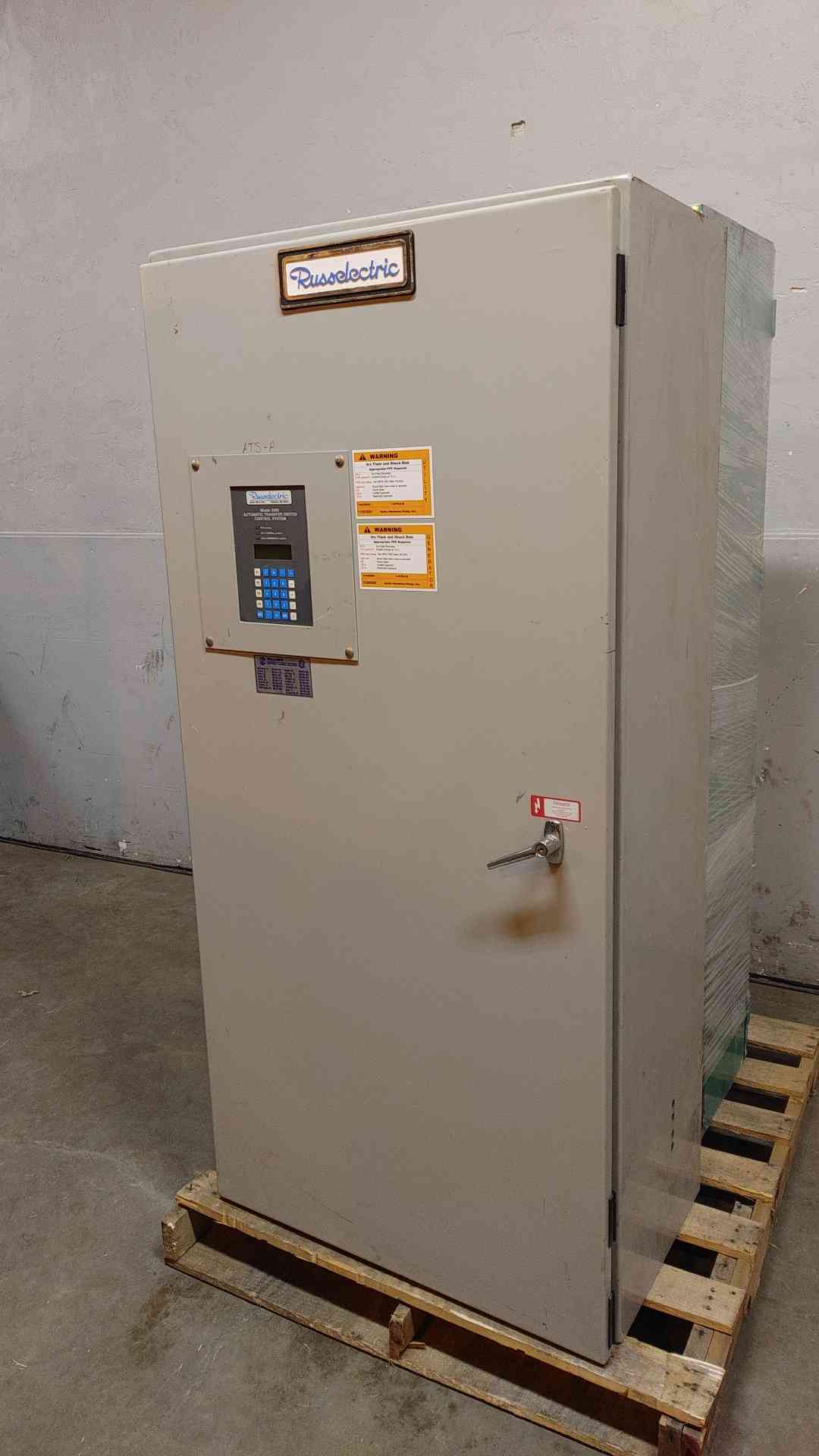 Russelectric Model 2000 Transfer Control System 800A 277/480V 3PH 4W RMT-8004CE