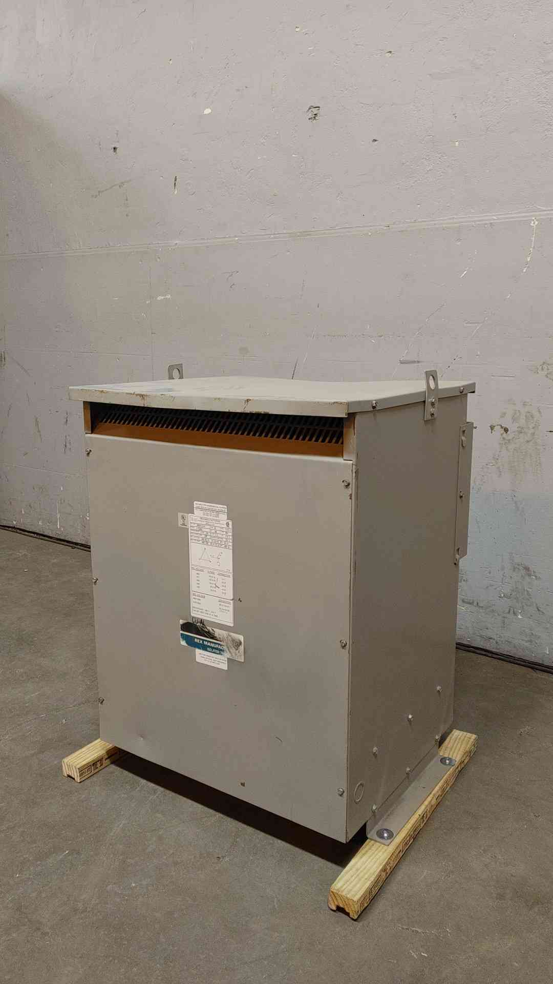 Rex Manufacturing Isolation Transformer 63KVA 3PH 460VDC x 460Y/266VAC DA63H1X/K4