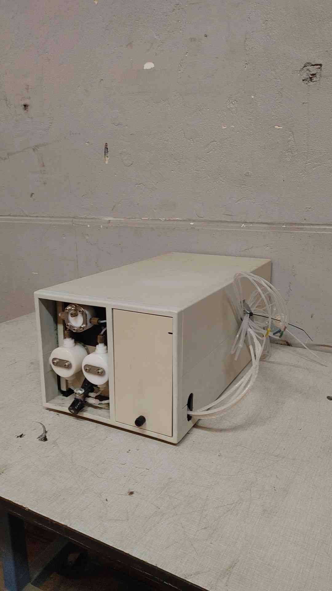 Waters High Performance Liquid Chromatography Pump WAT055602