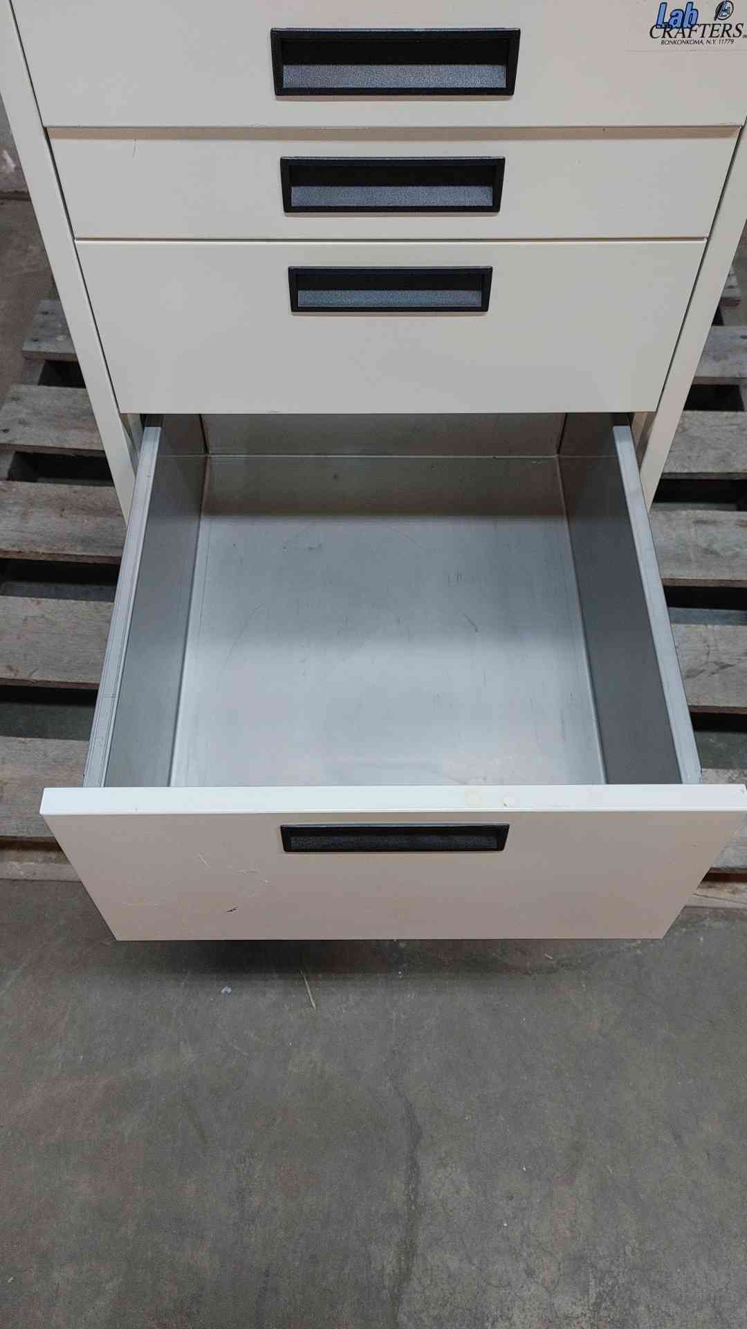 Lab Crafters 18" Drawer Casework (SKU: 108511)