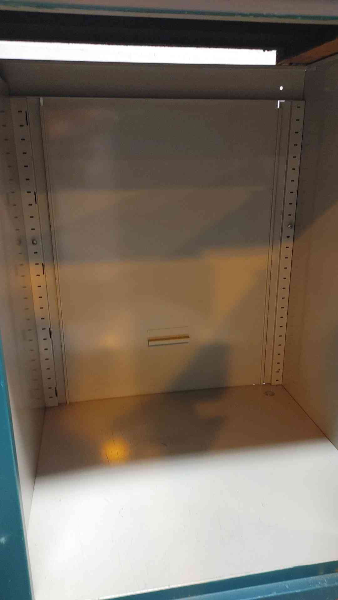 4' Carlton Sinks Stainless Casework (108692)