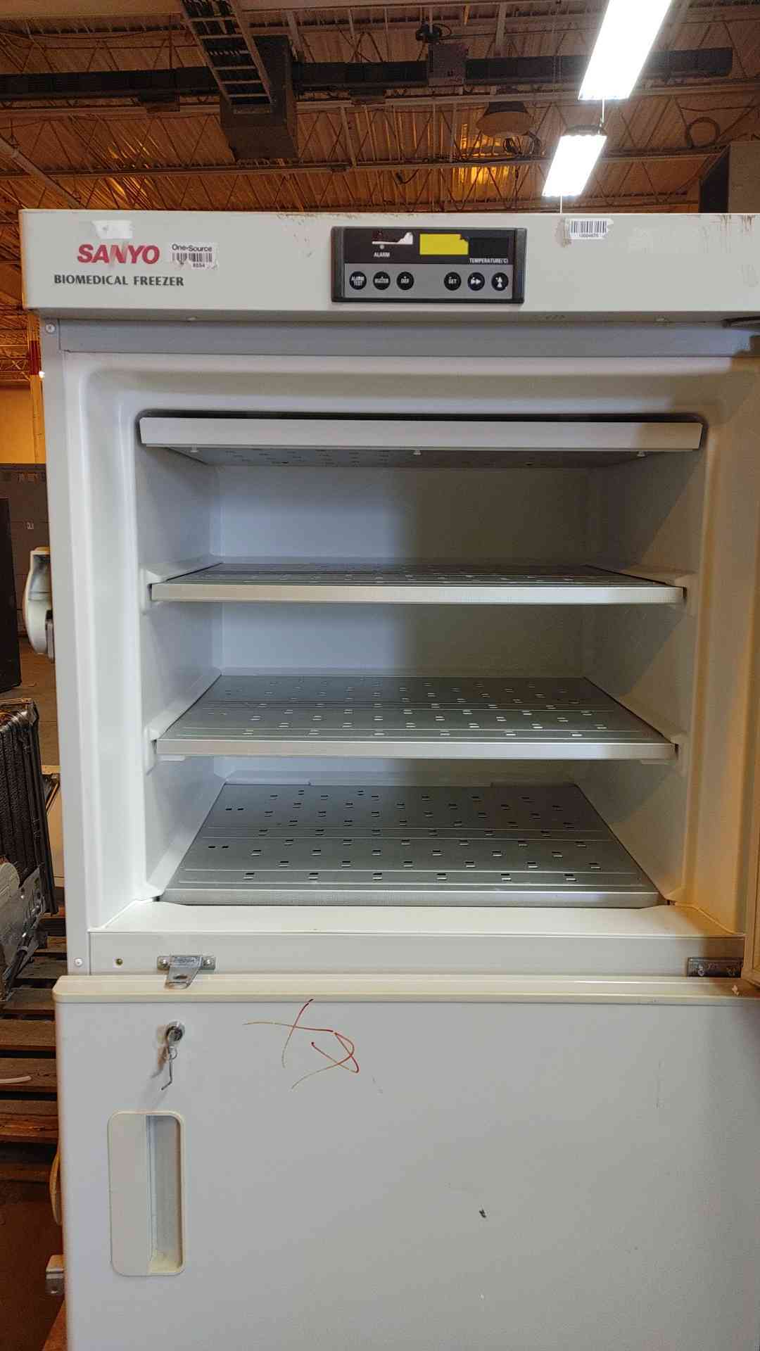 Sanyo Biomedical Freezer MDF-U537 Refrigerant (108698)