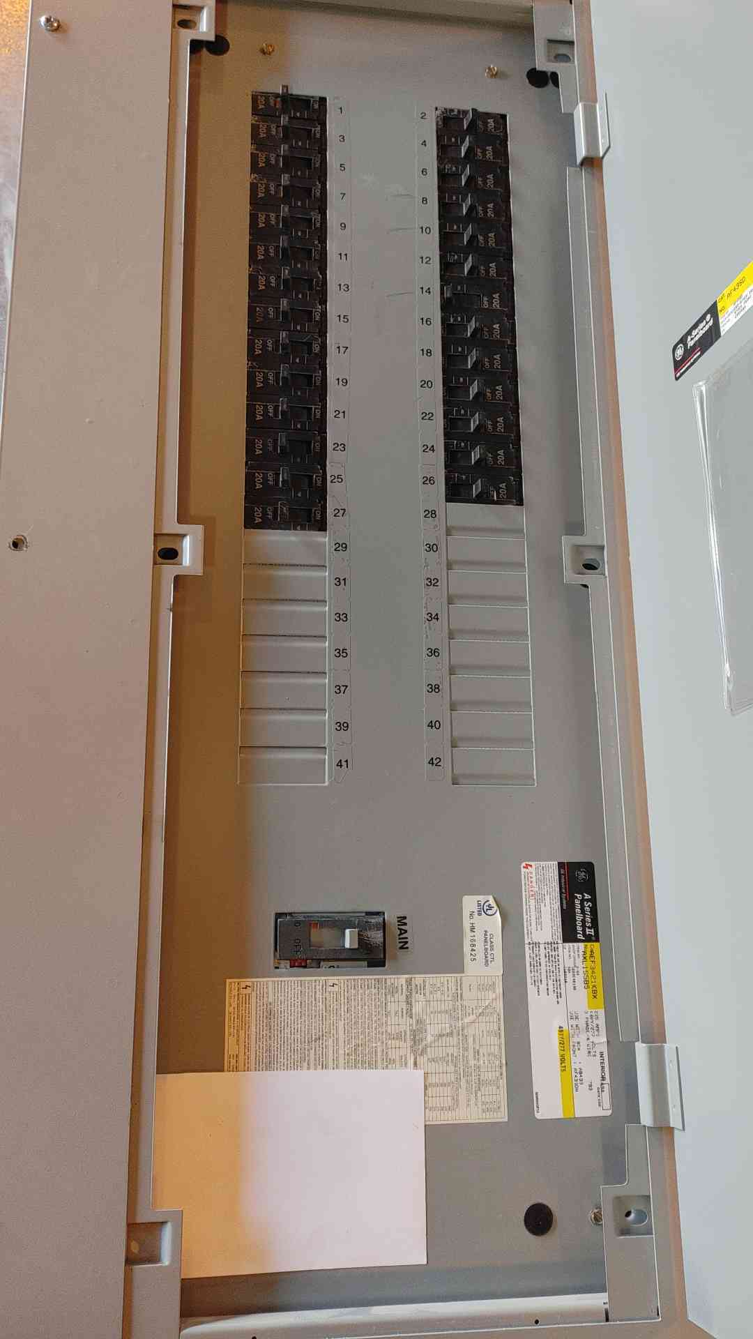 General Electric A Series 2 Panelboard 225A 480Y/277V 3PH 4W AXL1S5BS (108703)
