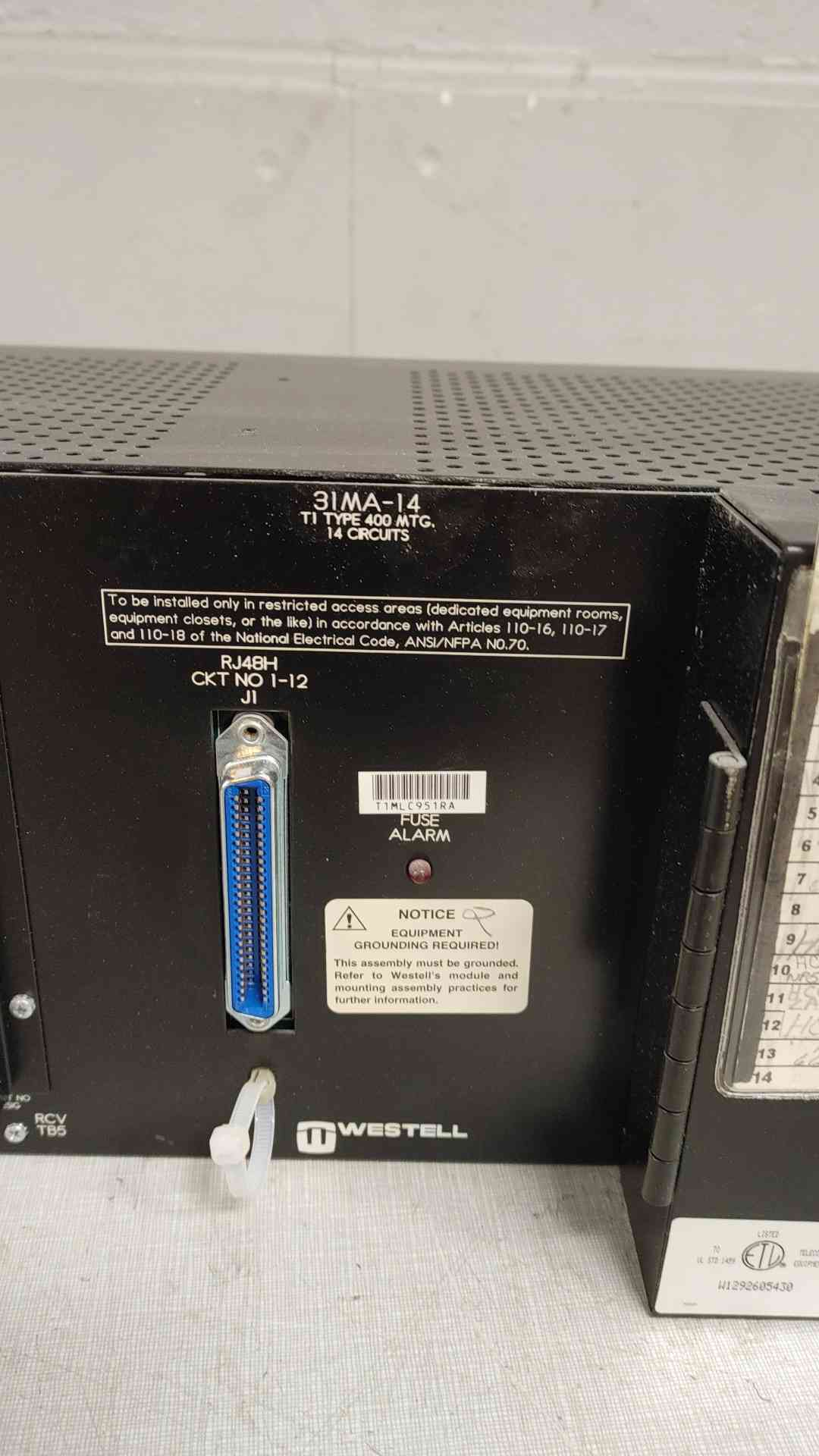 Westell Lockback Shelf 31MA-14B To Type 400 MTG 14 Circuits (108812)