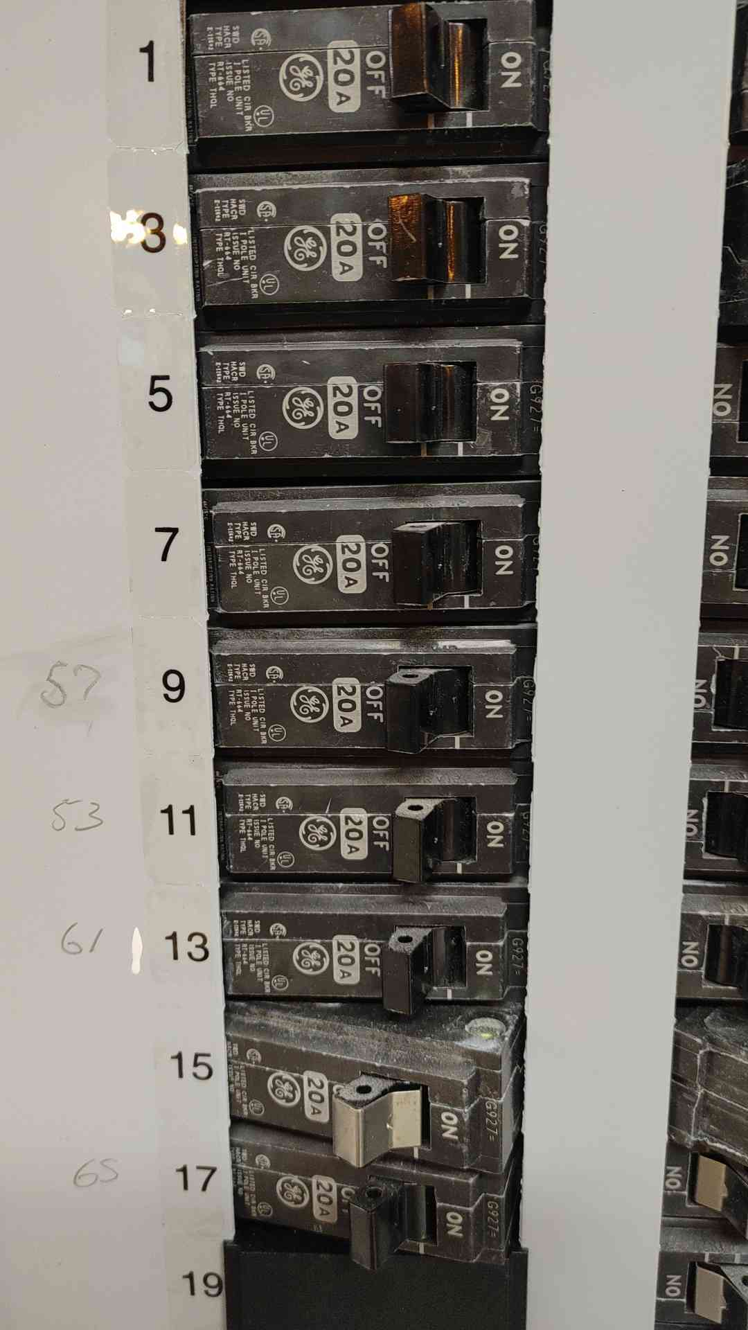 GE A Series Panelboard 125 Amp 208/120 Volt 3 Phase 4 Wire with Main (108977)