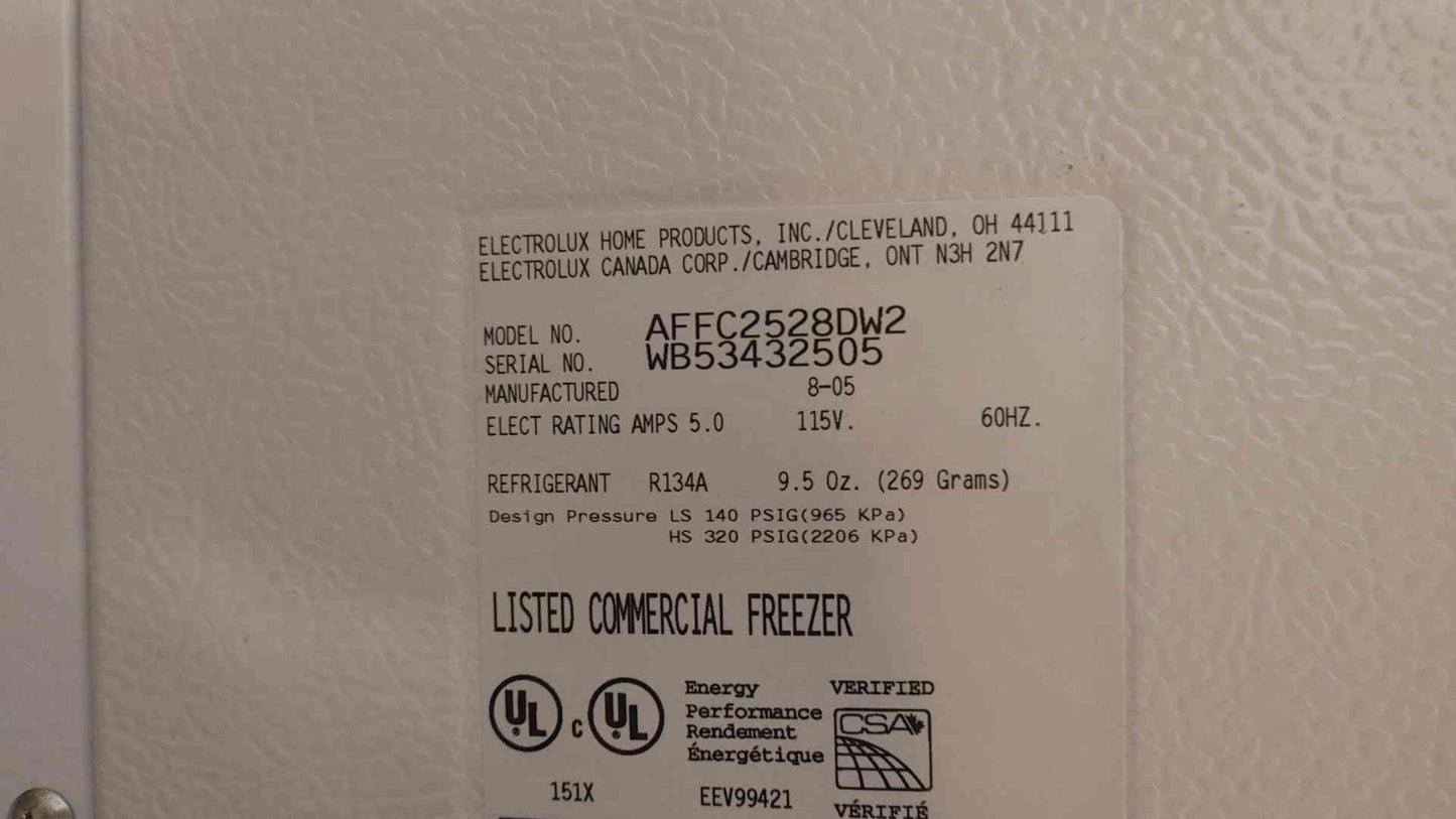 Frigidaire Ultra Low Commercial Chest Freezer AFFC2528DW2 5 Amp 115V R134A (109185)