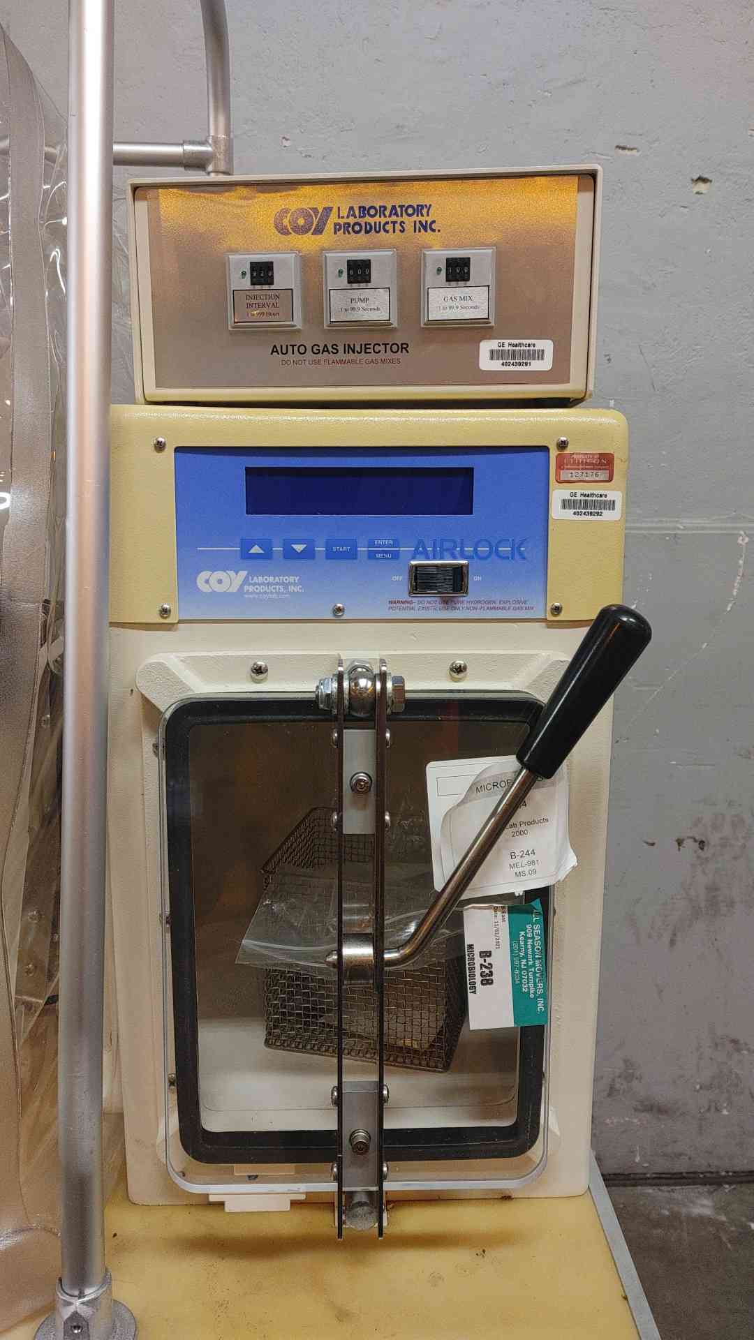 Coy Laboratory Products Anaerobic Chamber Glove Box (109342)
