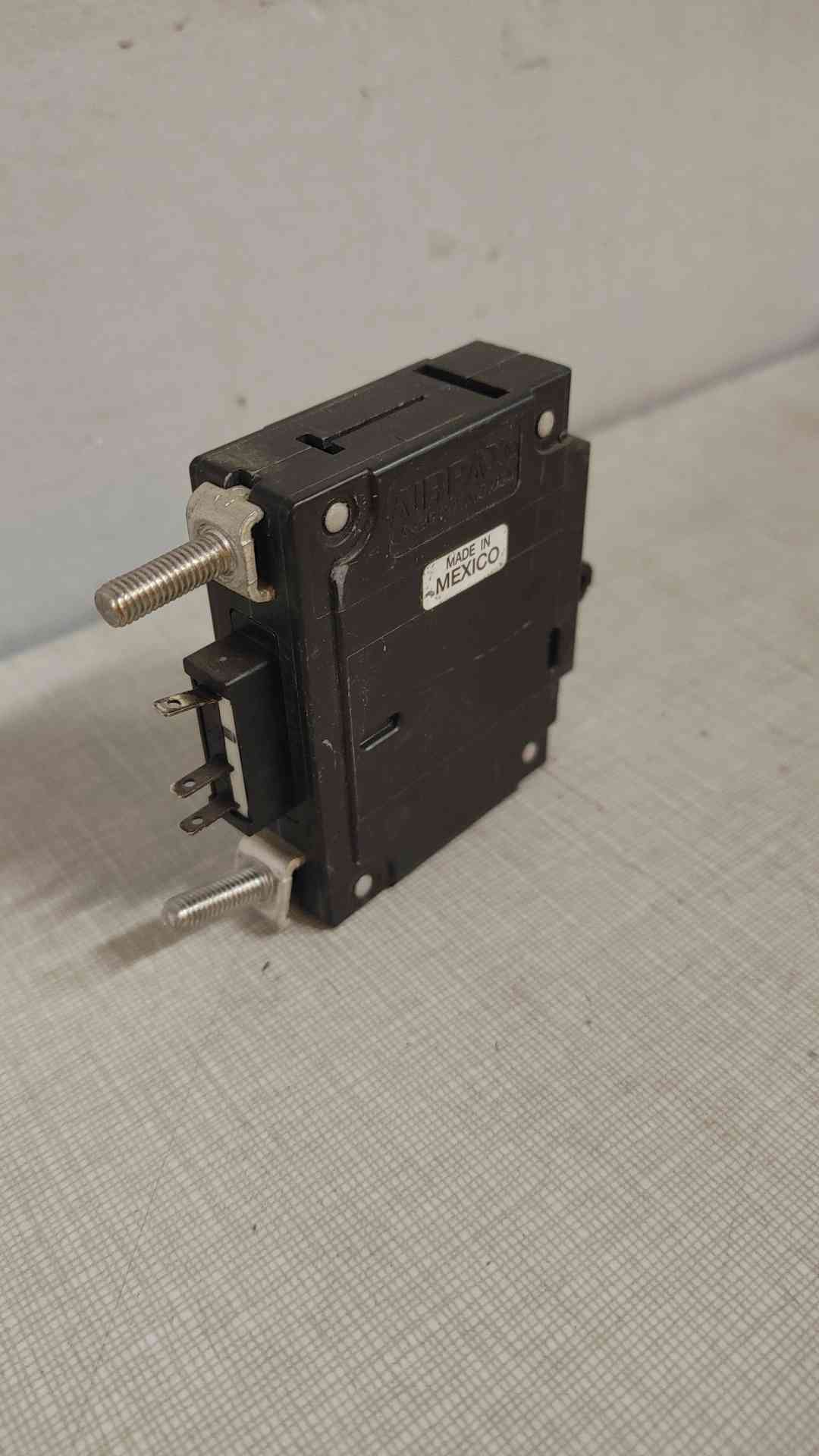 Airpax 30 Amp 1 Pole Circuit Breaker *Pickup Only*