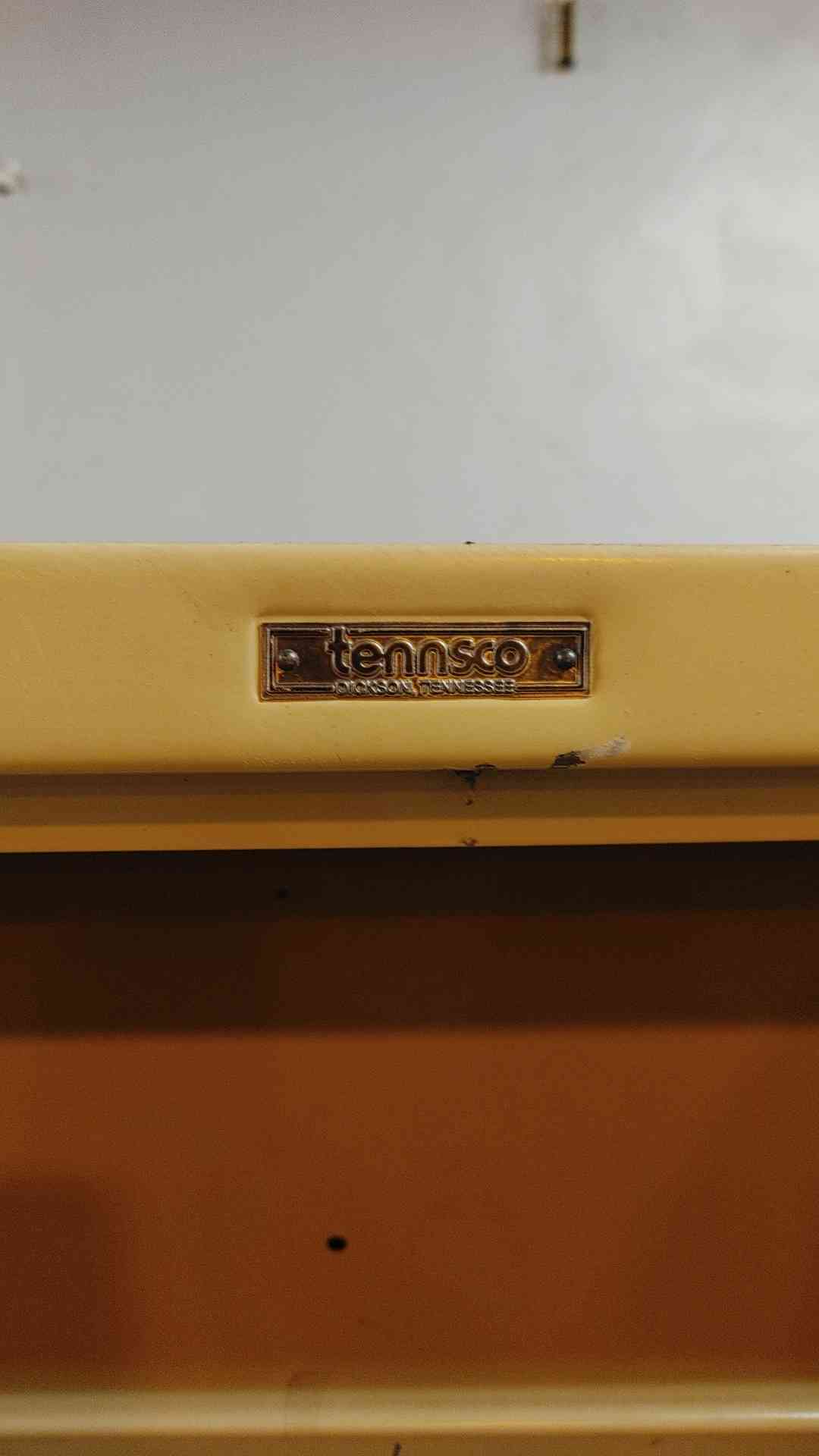 tennsco Metal Storage Cabinet with Shelves (SKU: 109890)