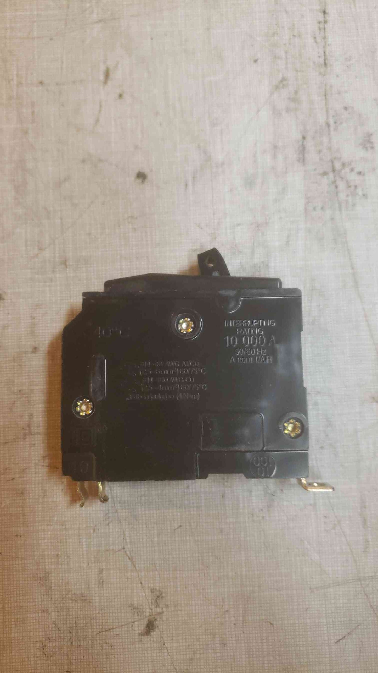 Square D 15A 1 Pole Breaker (SKU: 110129)