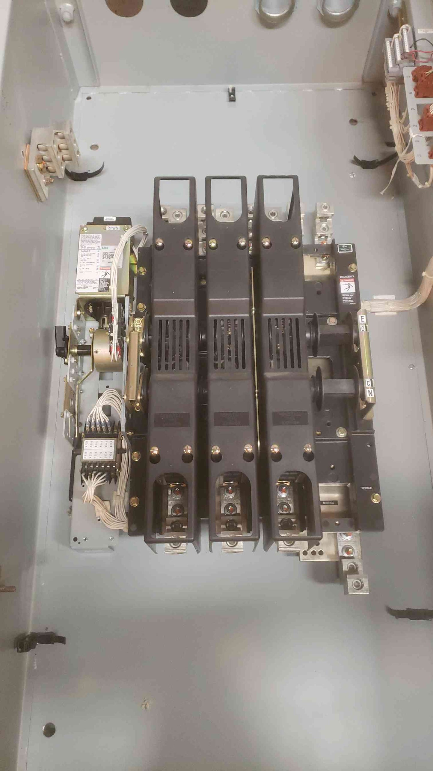 ASCO 7000 Series ATS 600A 480V Automatic Transfer Switch(SKU: 110292)