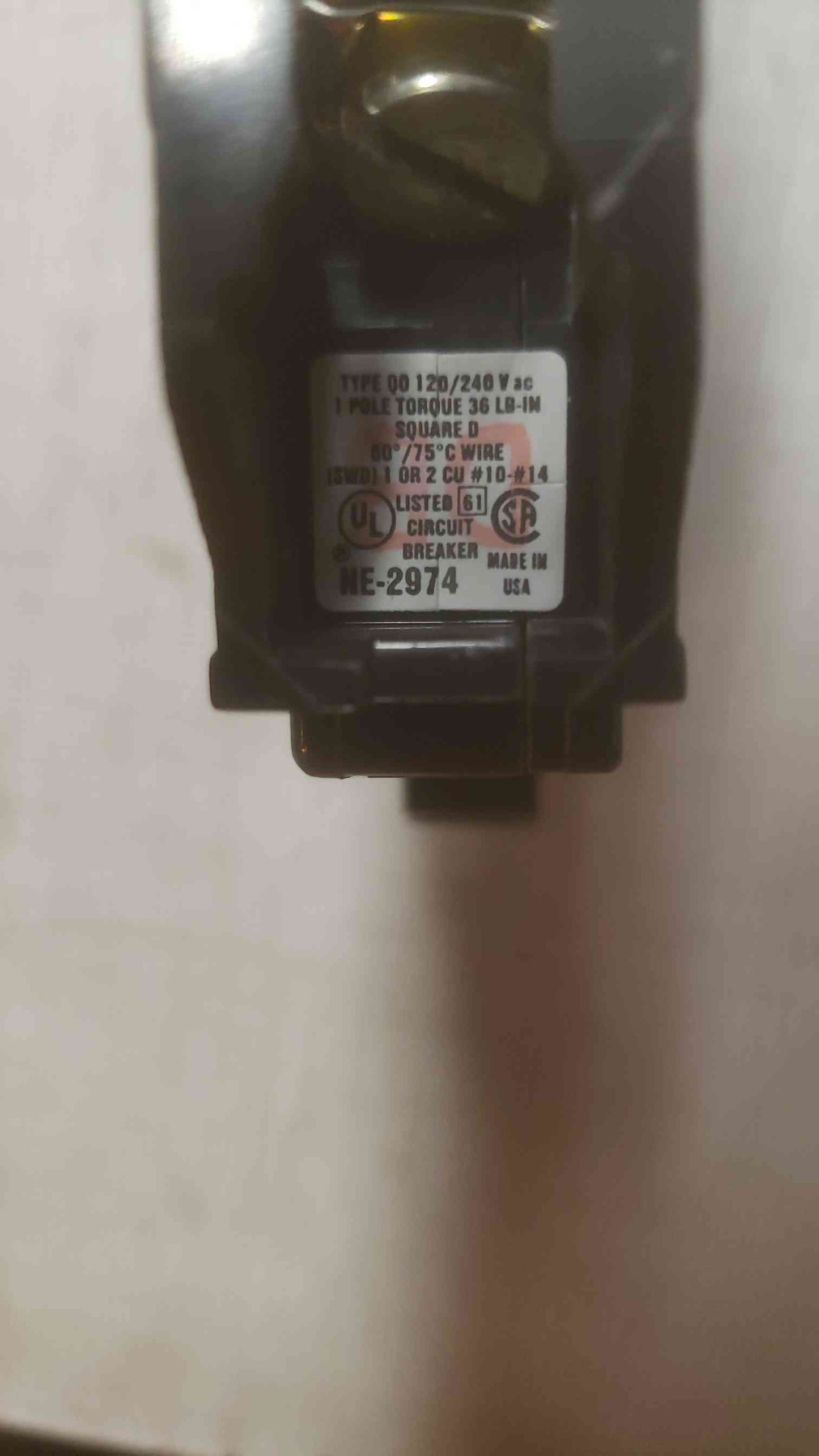SQUARE D 1Pole 20A 120/240V CIRCUIT BREAKER NE-2974(SKU: 110533)