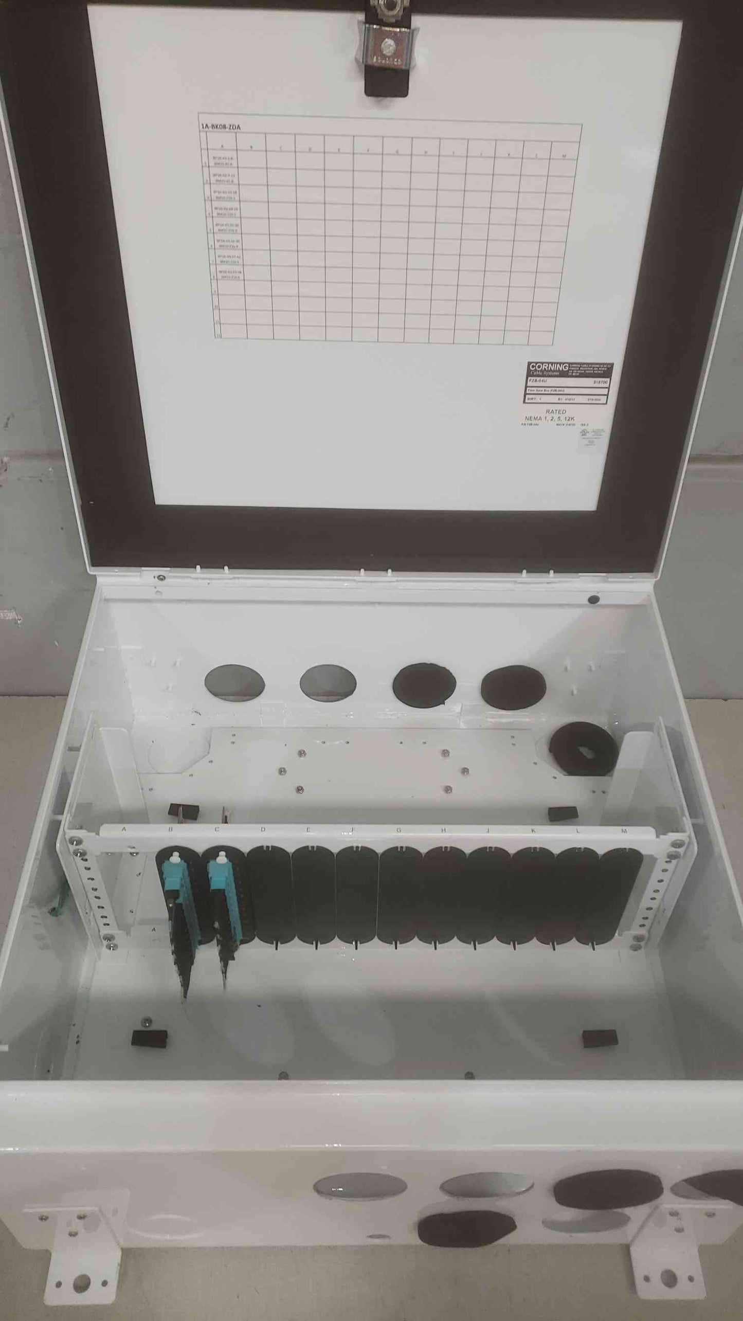 Corning Fiber Zone Box FZB-04U (SKU: 110623)