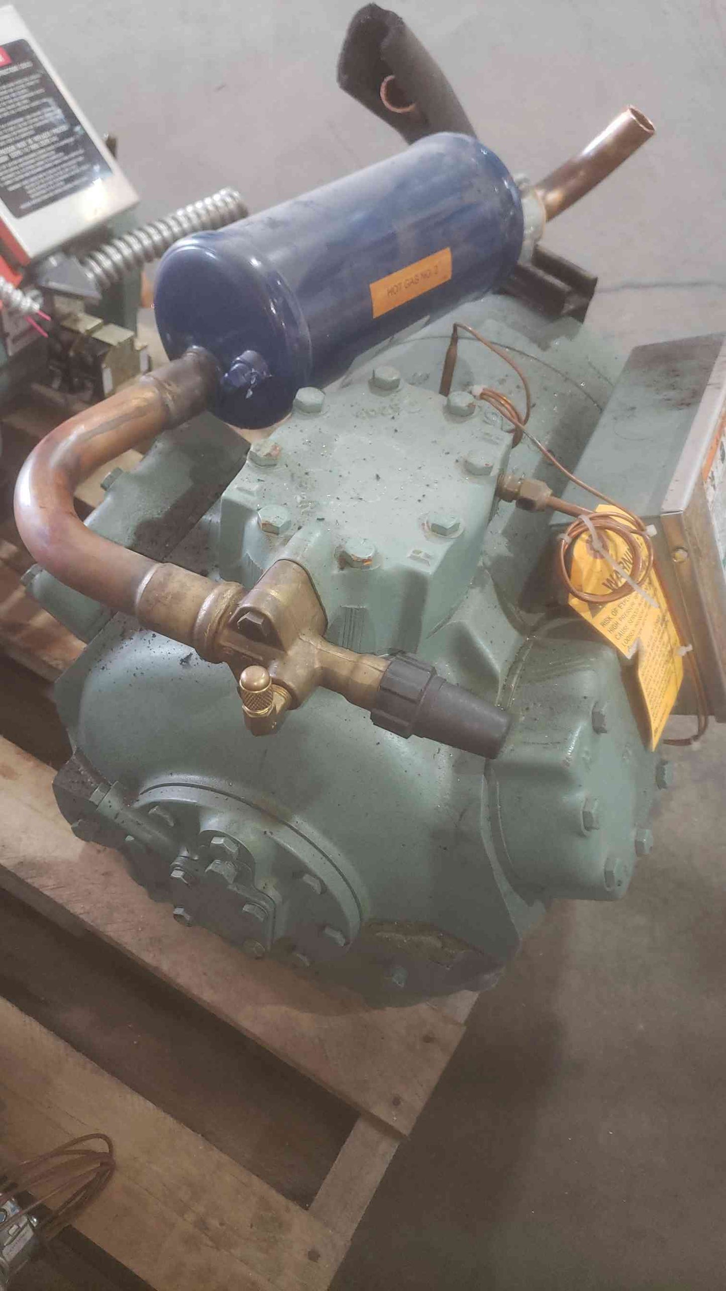 Carlyle Compressor 208/230V 3PH 60Hz 06DA8252BA3200 3 Head
