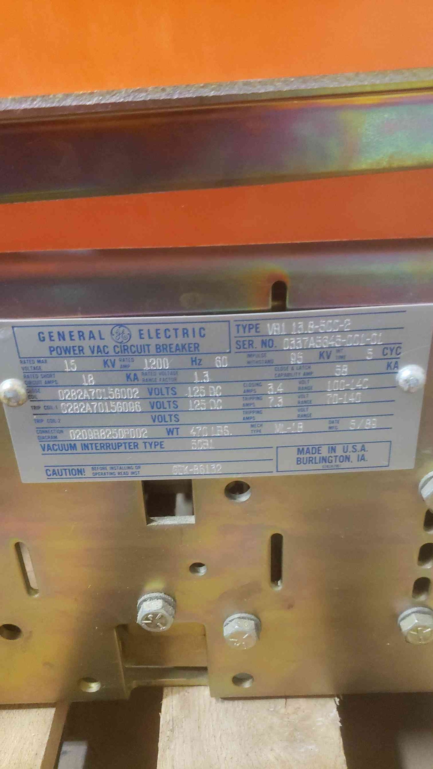 15KV GE 1200A 60Hz Power VAC Circuit Breaker w/o Front Cover VB1 13.8-500-2 (SKU: 111015)