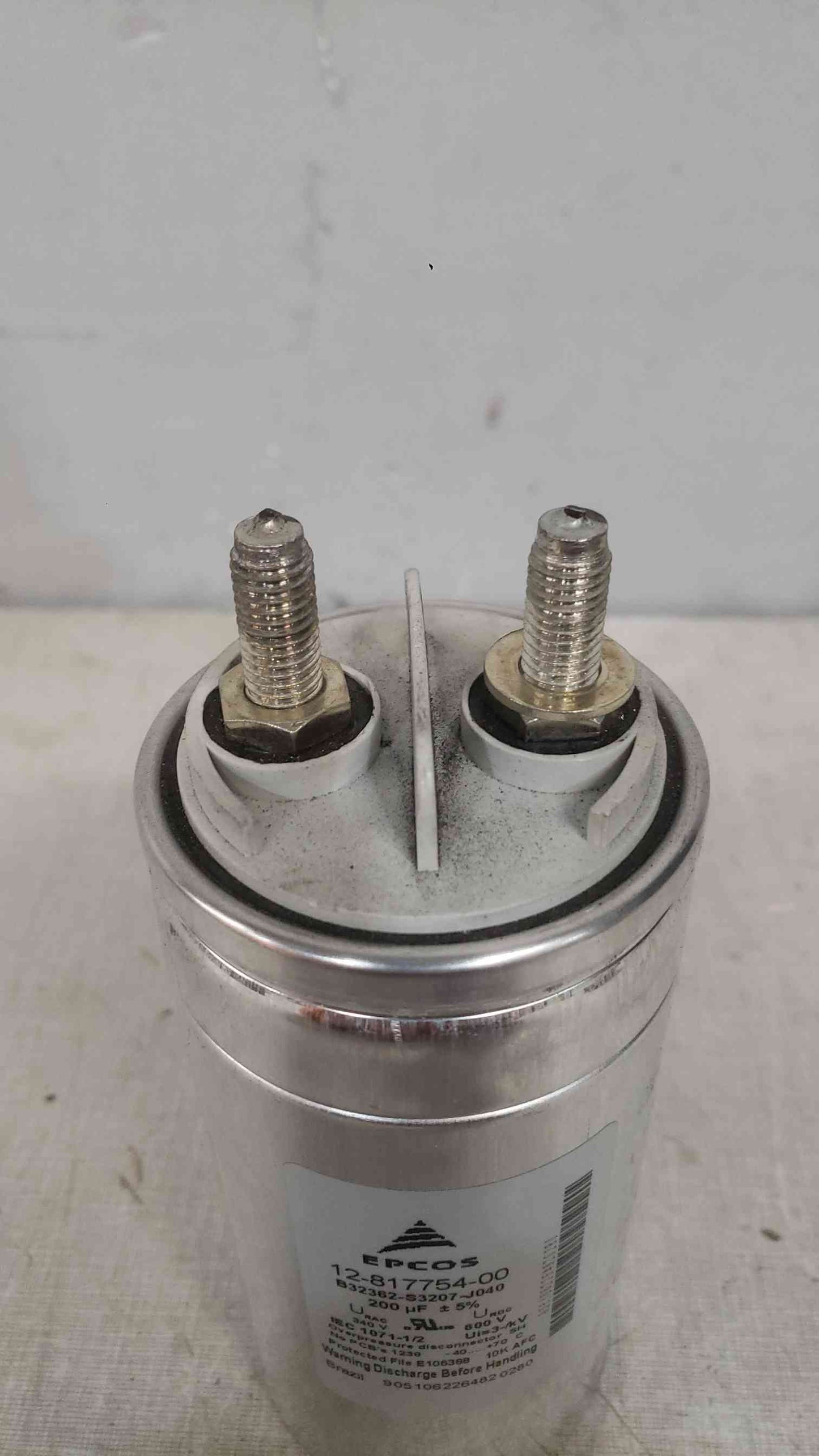 EPCOS 200uF Capacitor B32362-S3207-J040 (SKU: 112352)
