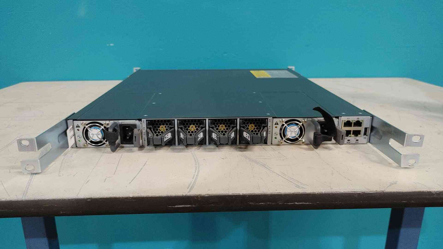 Cisco UCS 6454 Fabric Interconnect 54 Port 10/25/40/100Gb SFP QSPF28 UCS-FI-6454
