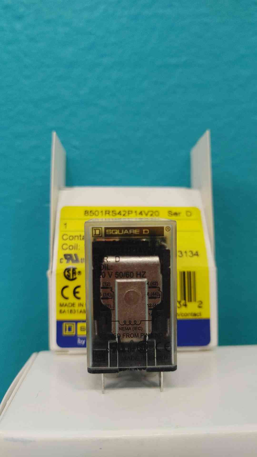 Square D 8501RS42P14V20 Miniature Plug-In Relay 120V Coil DPDT 15A 8-Pin NIB