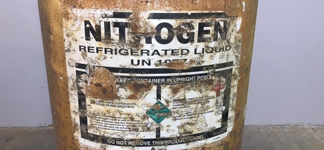 Liquid Nitrogen Storage Tank