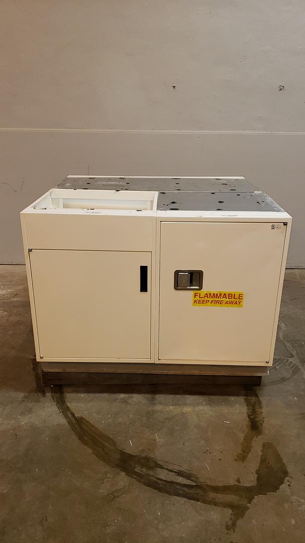 4' Lab Crafters Base Flammable Storage Cabinet S6LLST10390(S6LLST10390)
