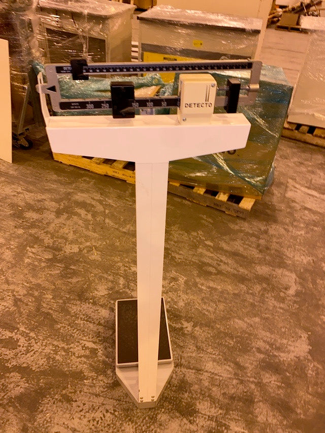 *pickup only* Cardinal Detecto 300 Lbs Mechanical Beam Physicians Scale(S6LLST0981)