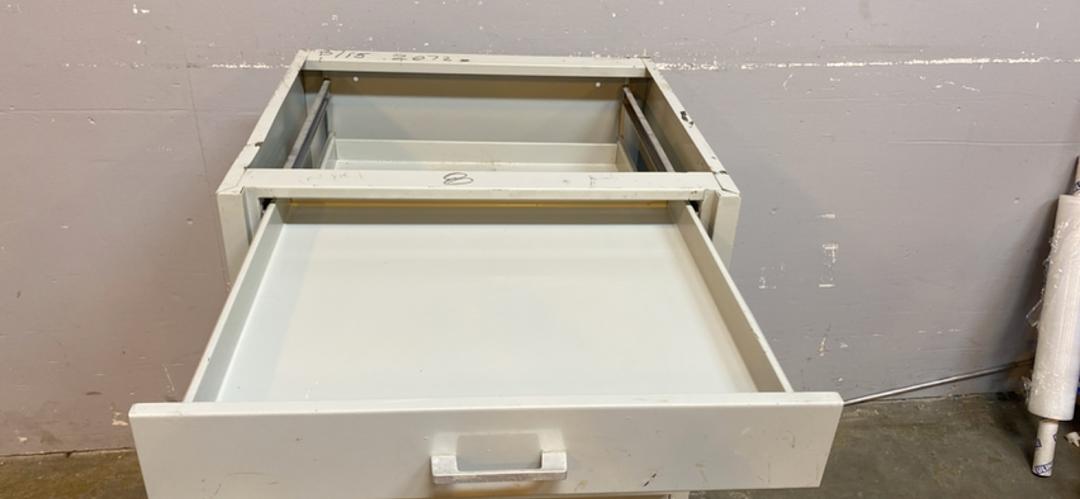 24x22x34" 2' St Charles 4 Drwr Casework Lab Cabinet(S6LLST6479)