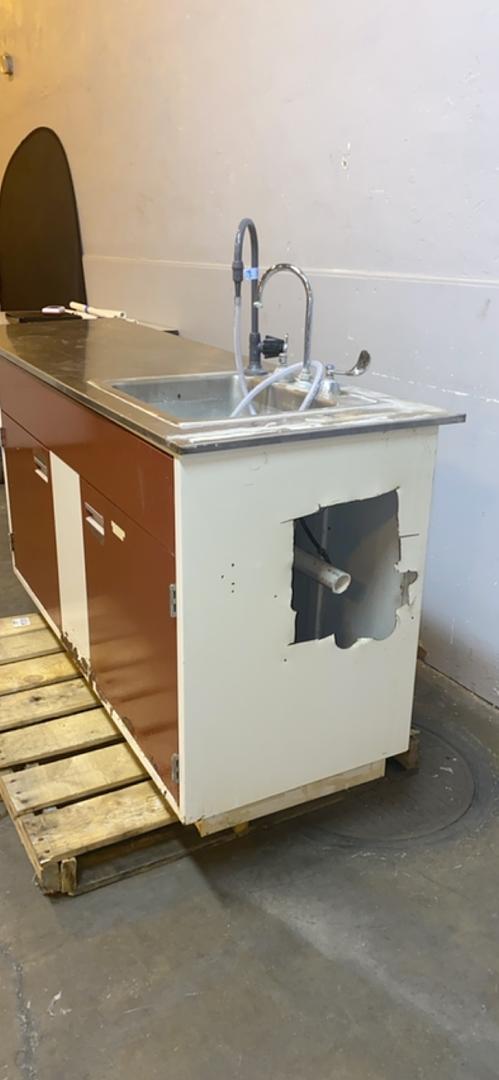 81x24x35" Lab Casework Sink W/ Fixtures & Stainless Steel Top(S6LLST5863)