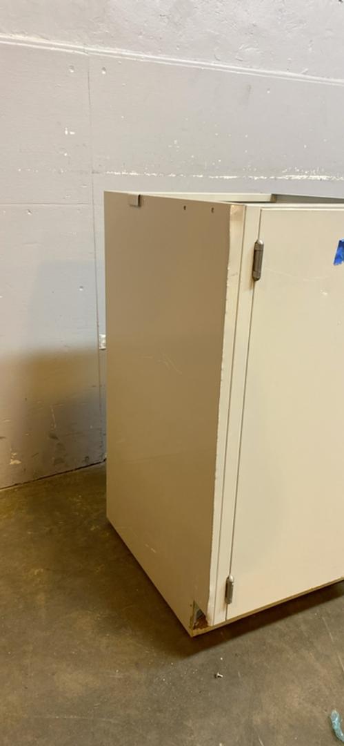 19x23x34 1 Door St Charles(S6LLST6487)