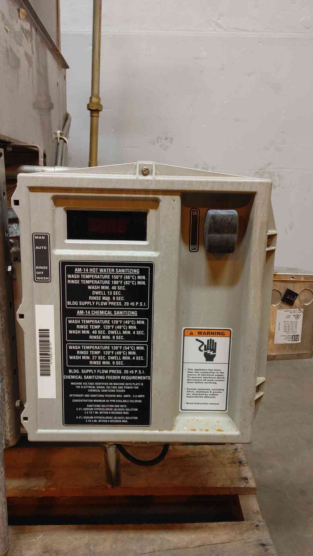 Hobart Commercial Dishwasher 3PH 400-460V 12A AM14C