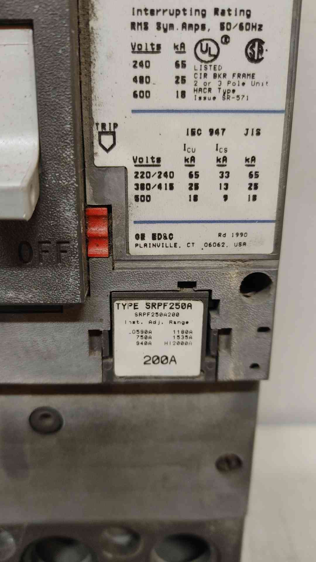 General Electric Spectra RMS 200A 3 Pole Circuit Breaker 600VAC SRPF250A