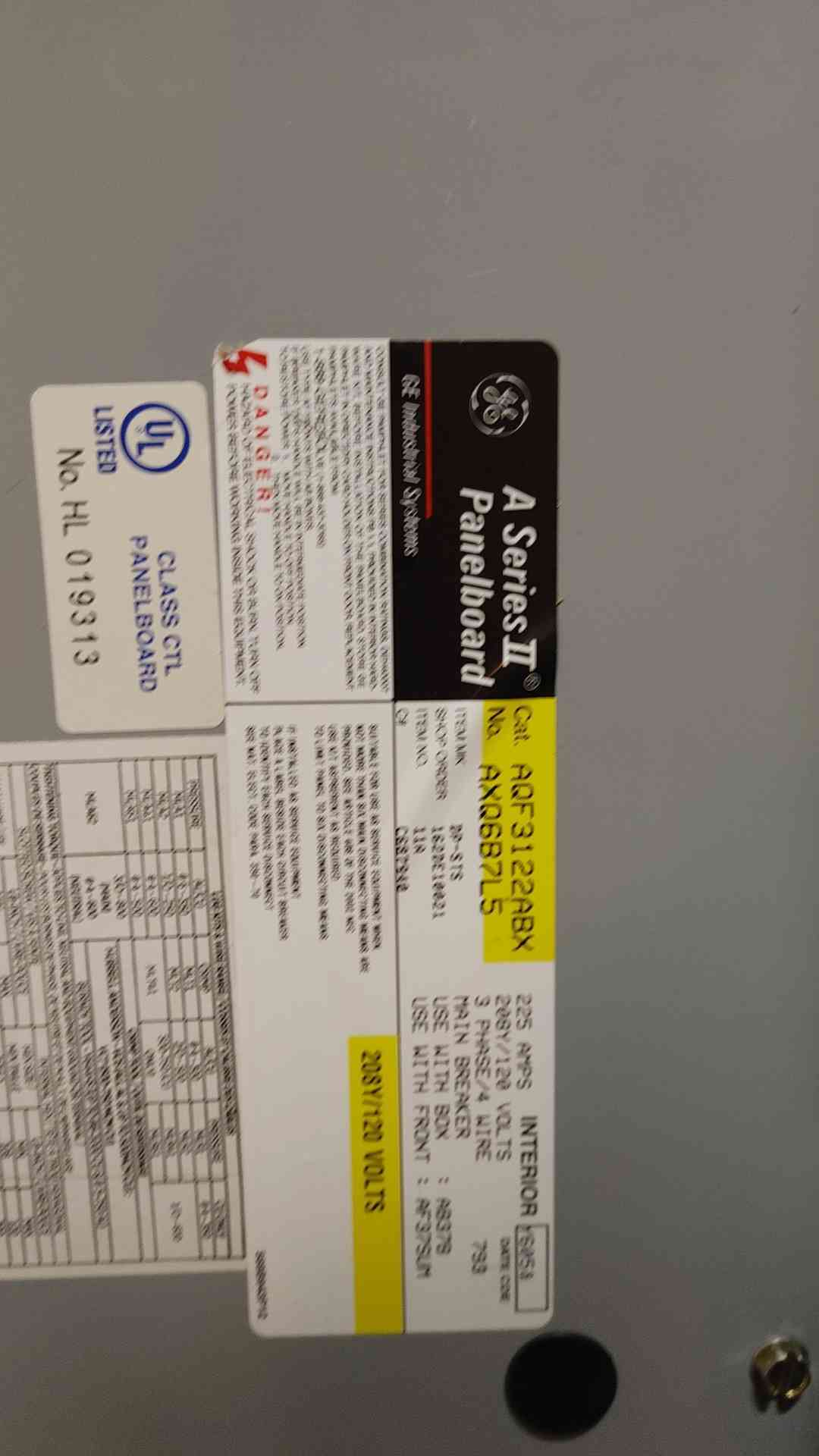 GE A Series II Panelboard 225A 3PH 4W 208Y/120V AXQ687L5 3x 225A Breakers