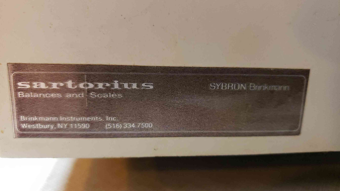 Sartorius GMBH 110/125V SARTORIUS 2432 Balance Scale (SKU: 108020)