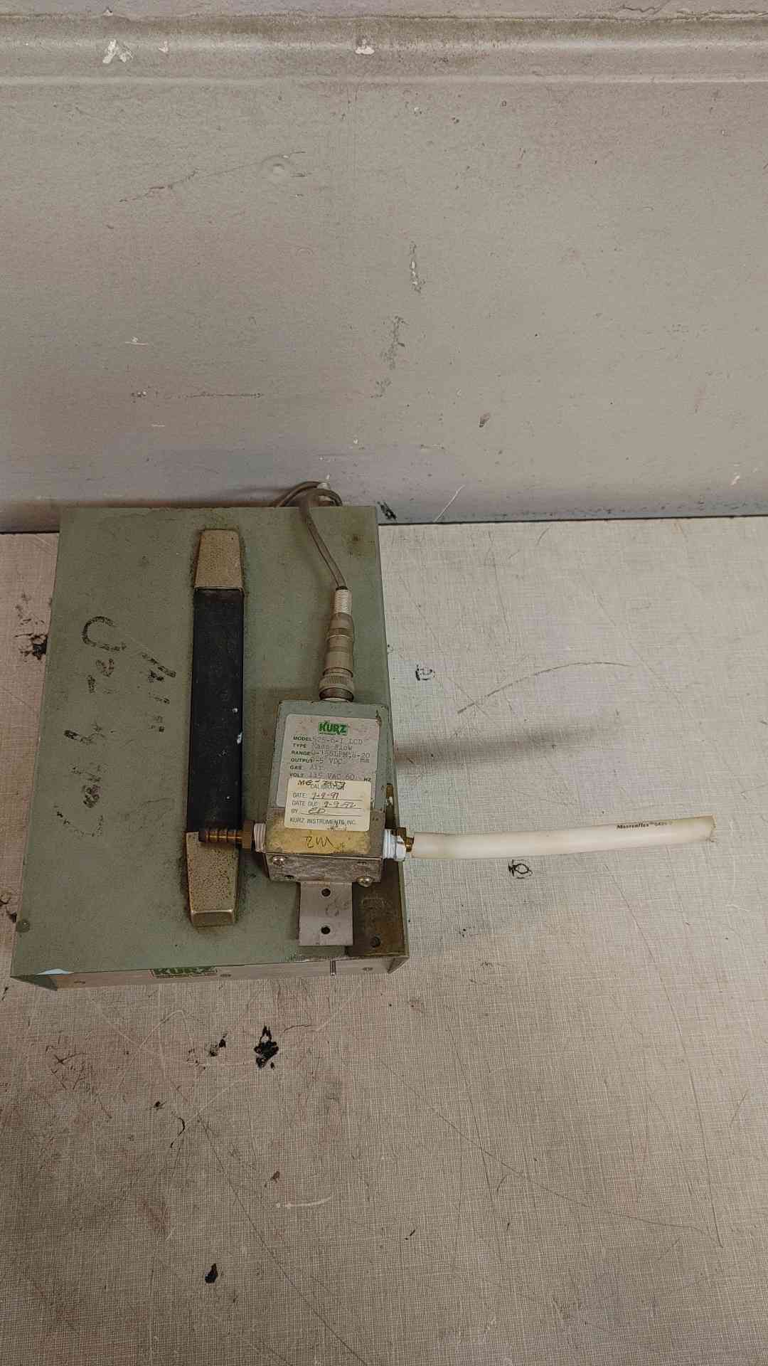 *Pickup Only* Kurtz Digital Mass Flow Meter 0-5VDC 115VAC 525-5 (108045)