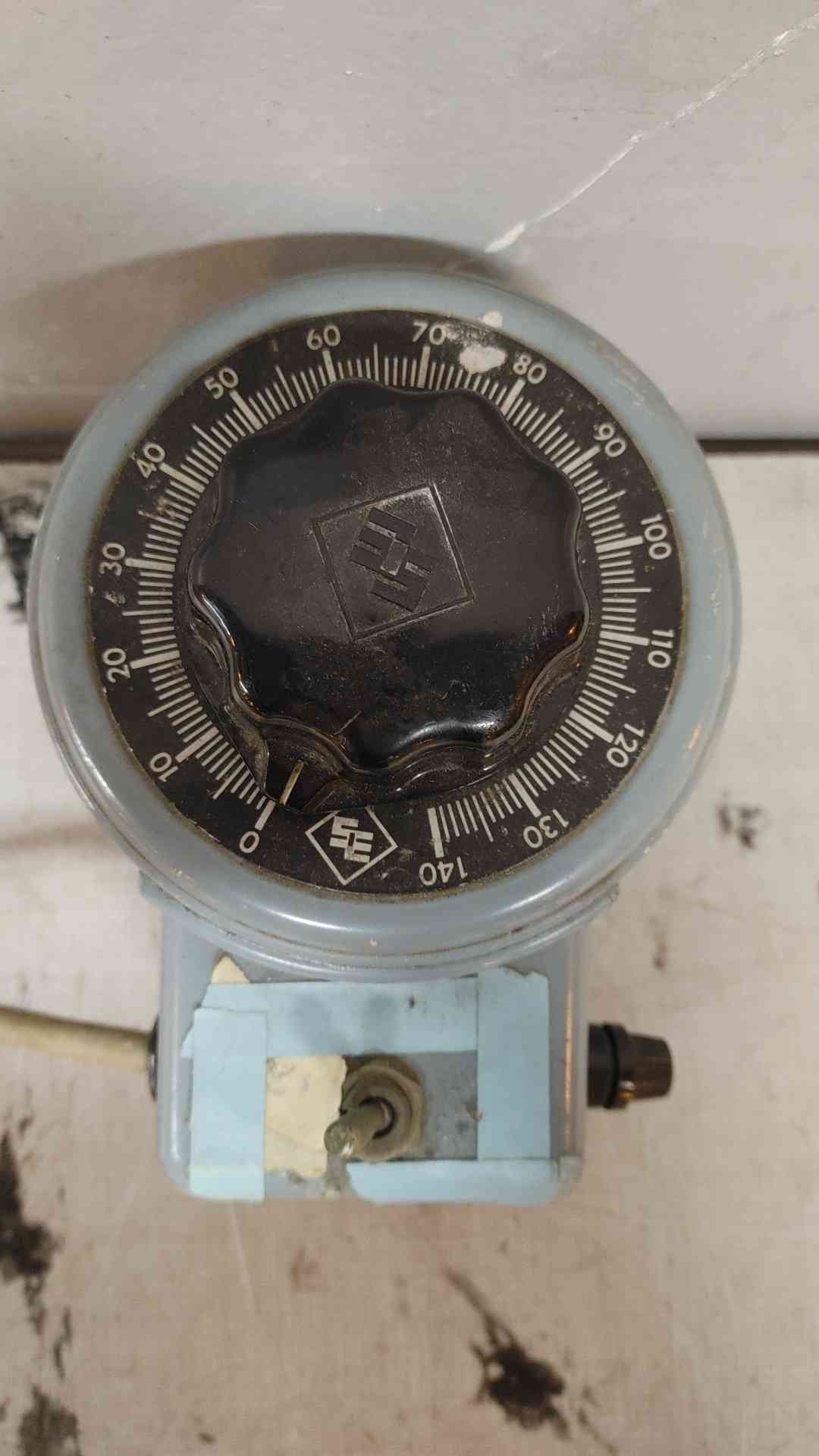 Superior Electric Powerstat Variable Transformer 1PH 120VAC 10A 1.4KVA 3PN116B