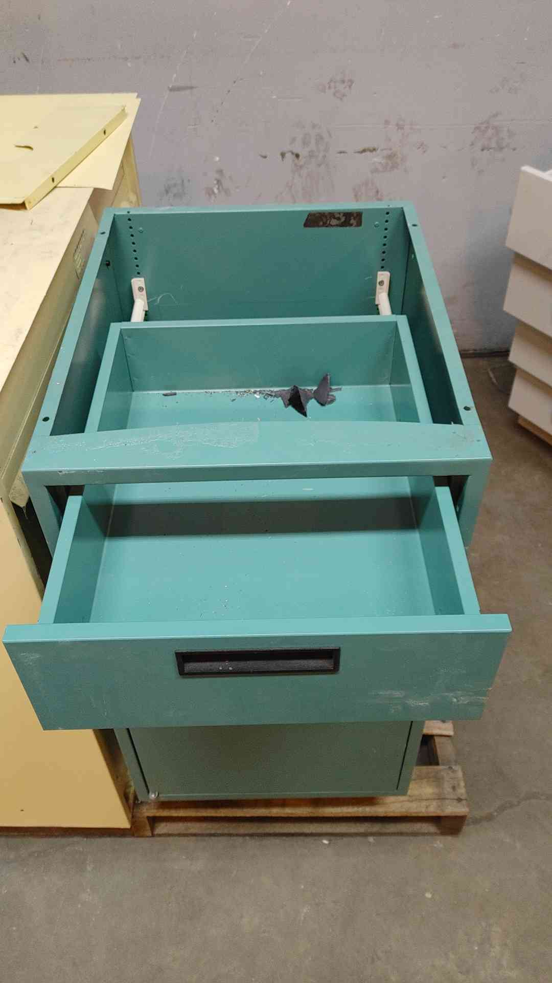 18" Hamilton Recessed Mixed Casework (108398)